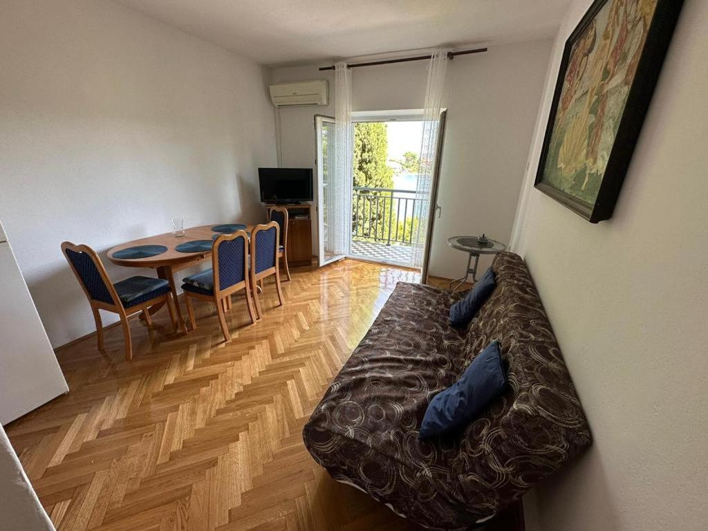 Apartment Nedjeljka Klek Exterior photo